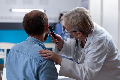 Hogyan kezeljük a hallójárat gyulladást? Praktikus orvosi tanácsok és megelőzési tippek